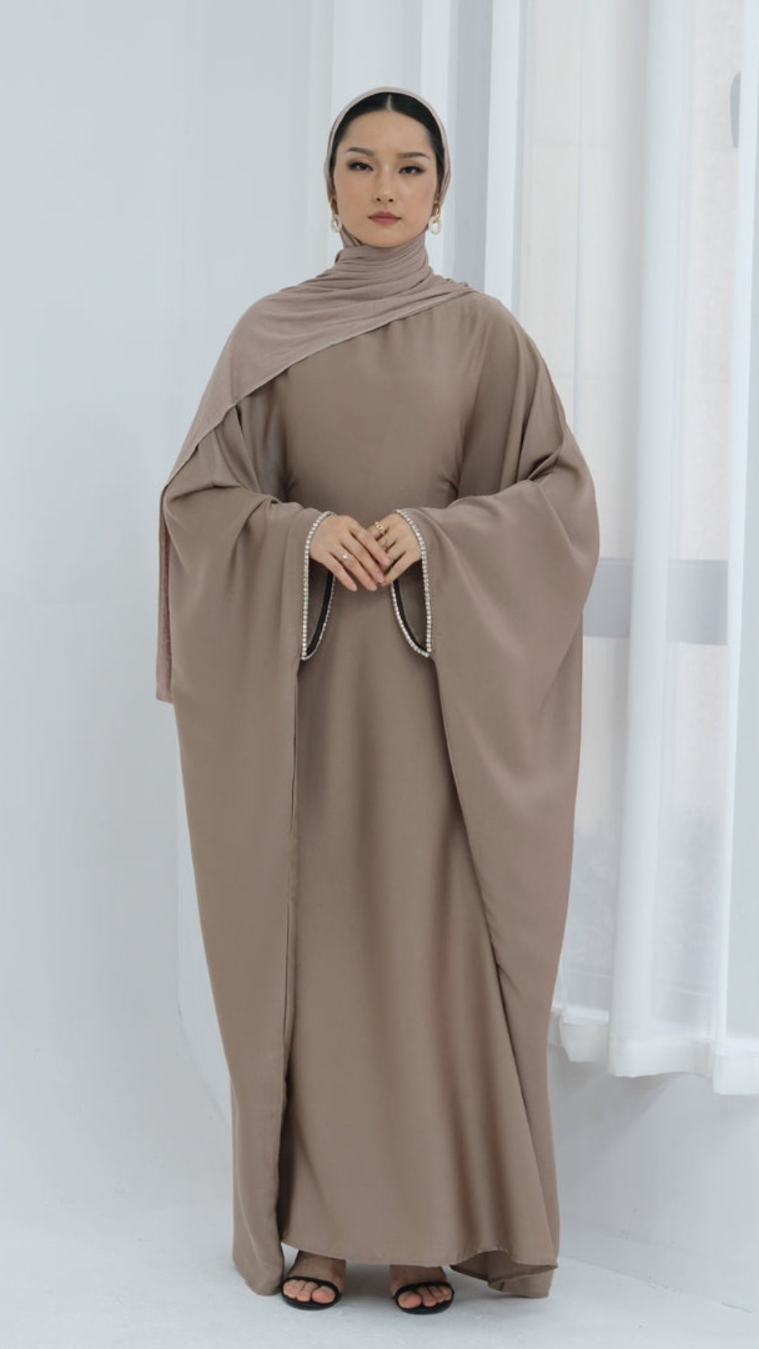 عباية الفراشة الحالمة