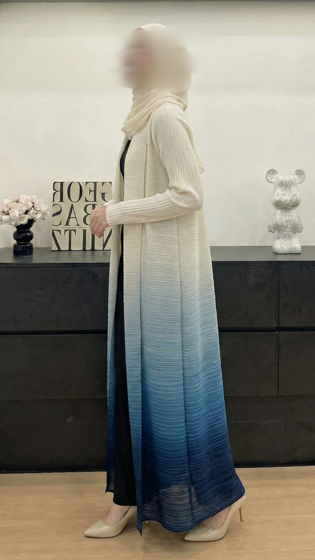 Aura Pleated Abaya
