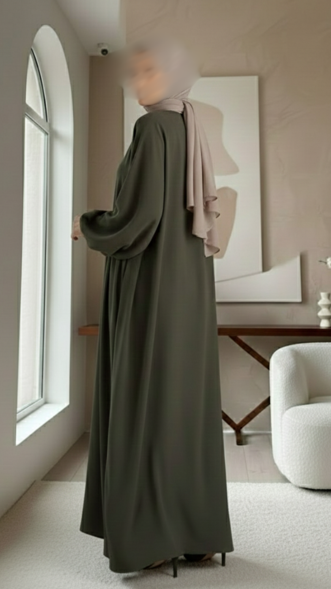 Lunara Abaya