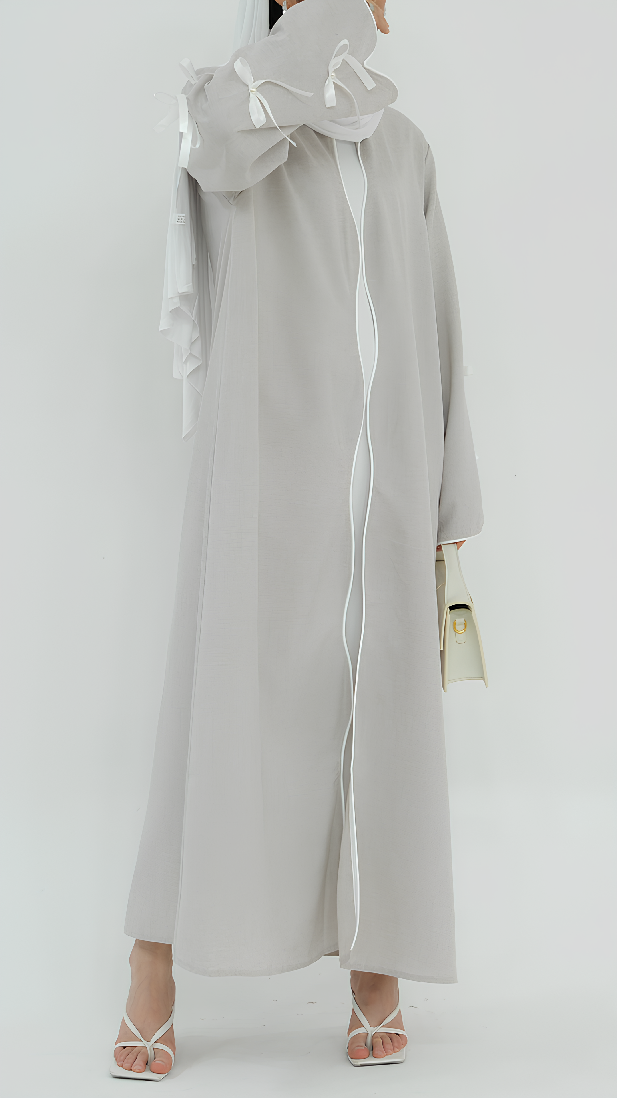 Abaya mit Schleife