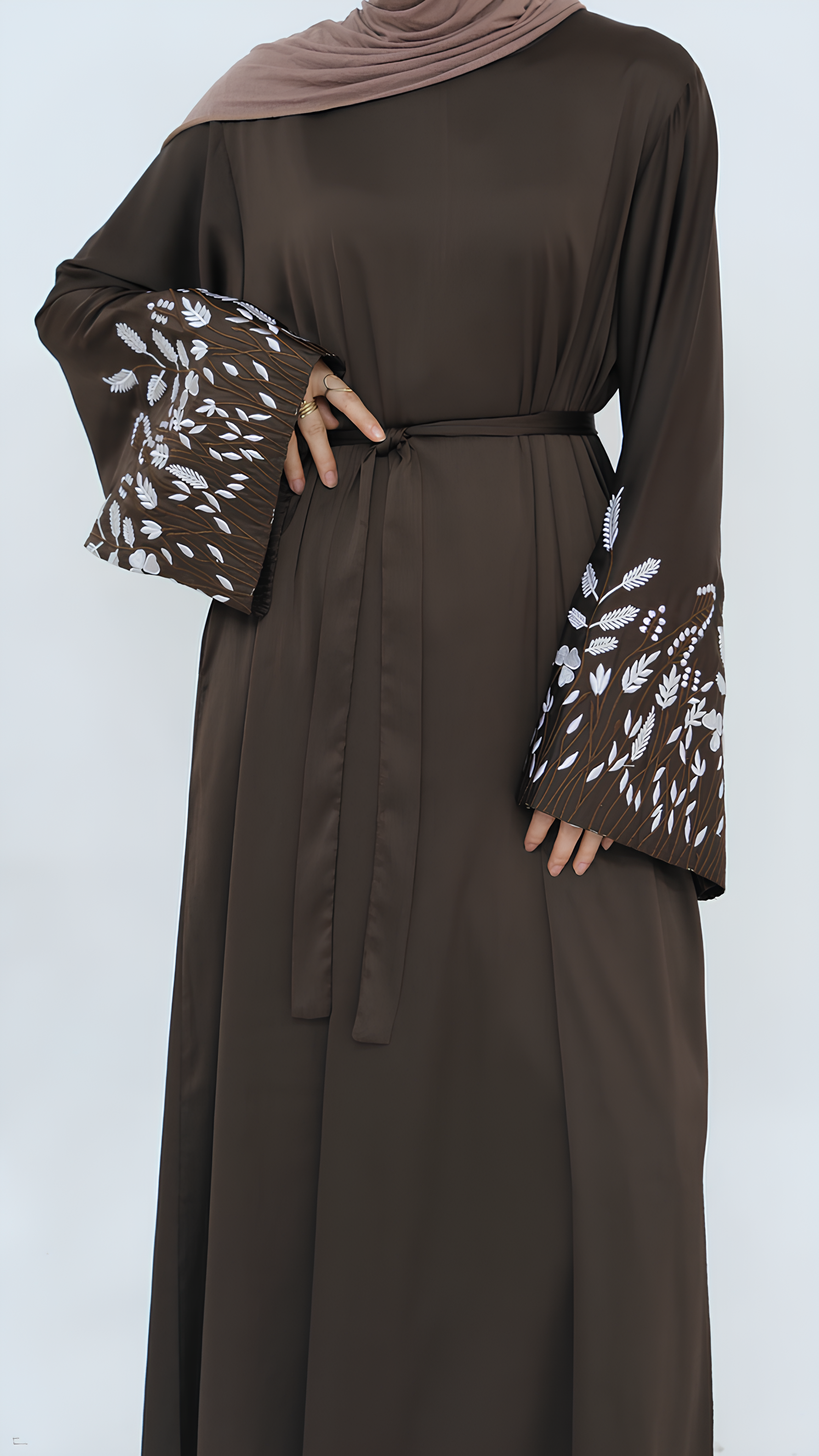 Abaya élégante en sable