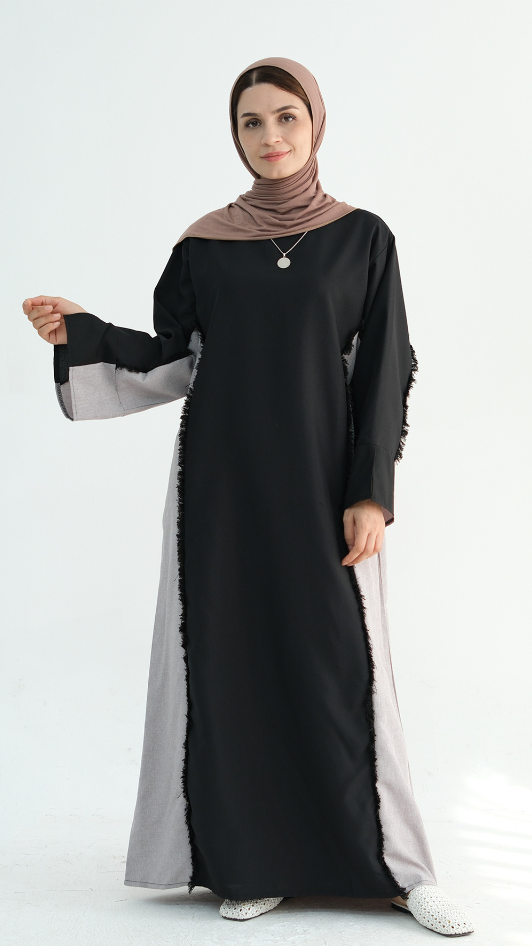 Ashen Aura Abaya