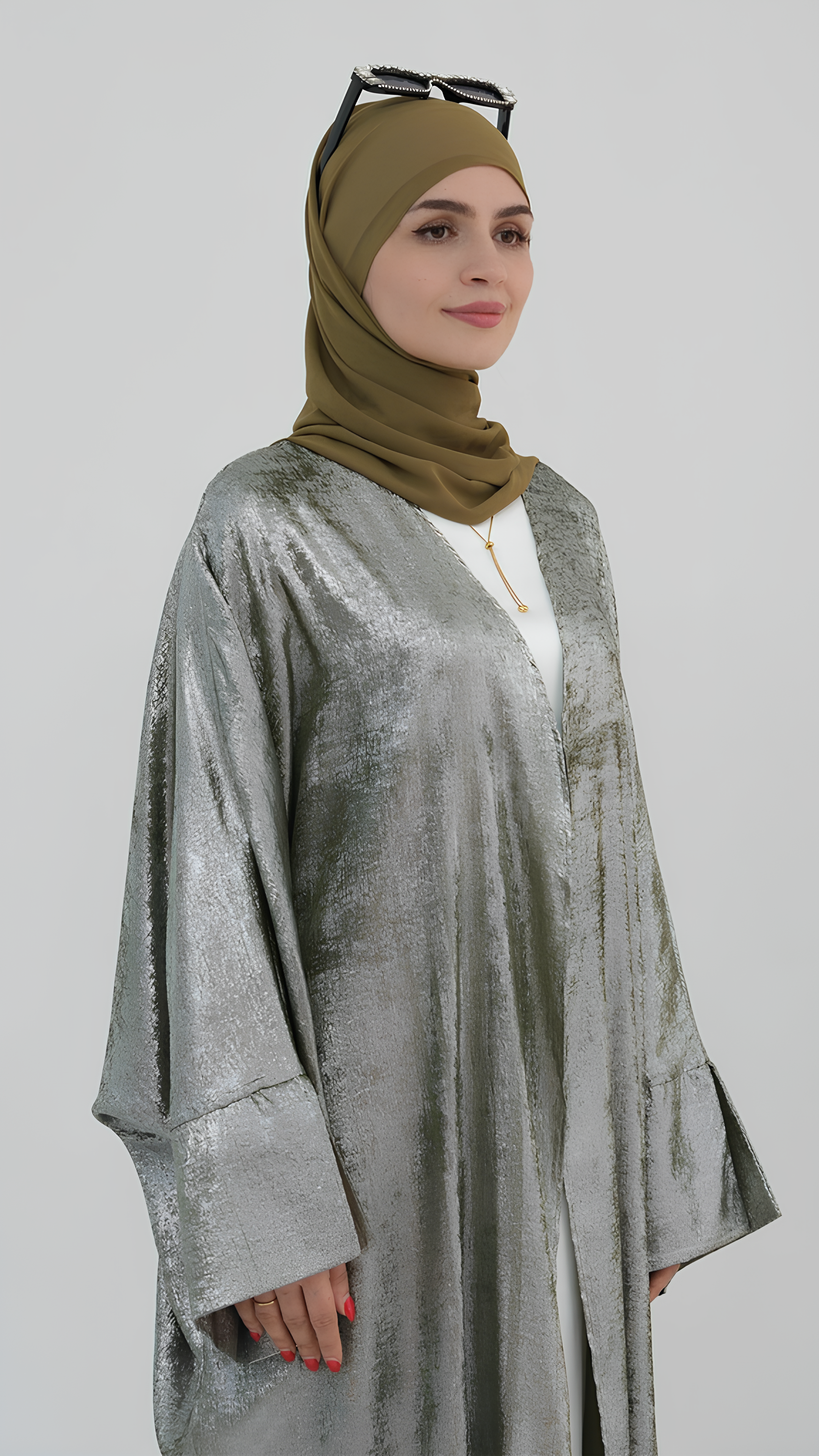 Abaya à l'éclat serein