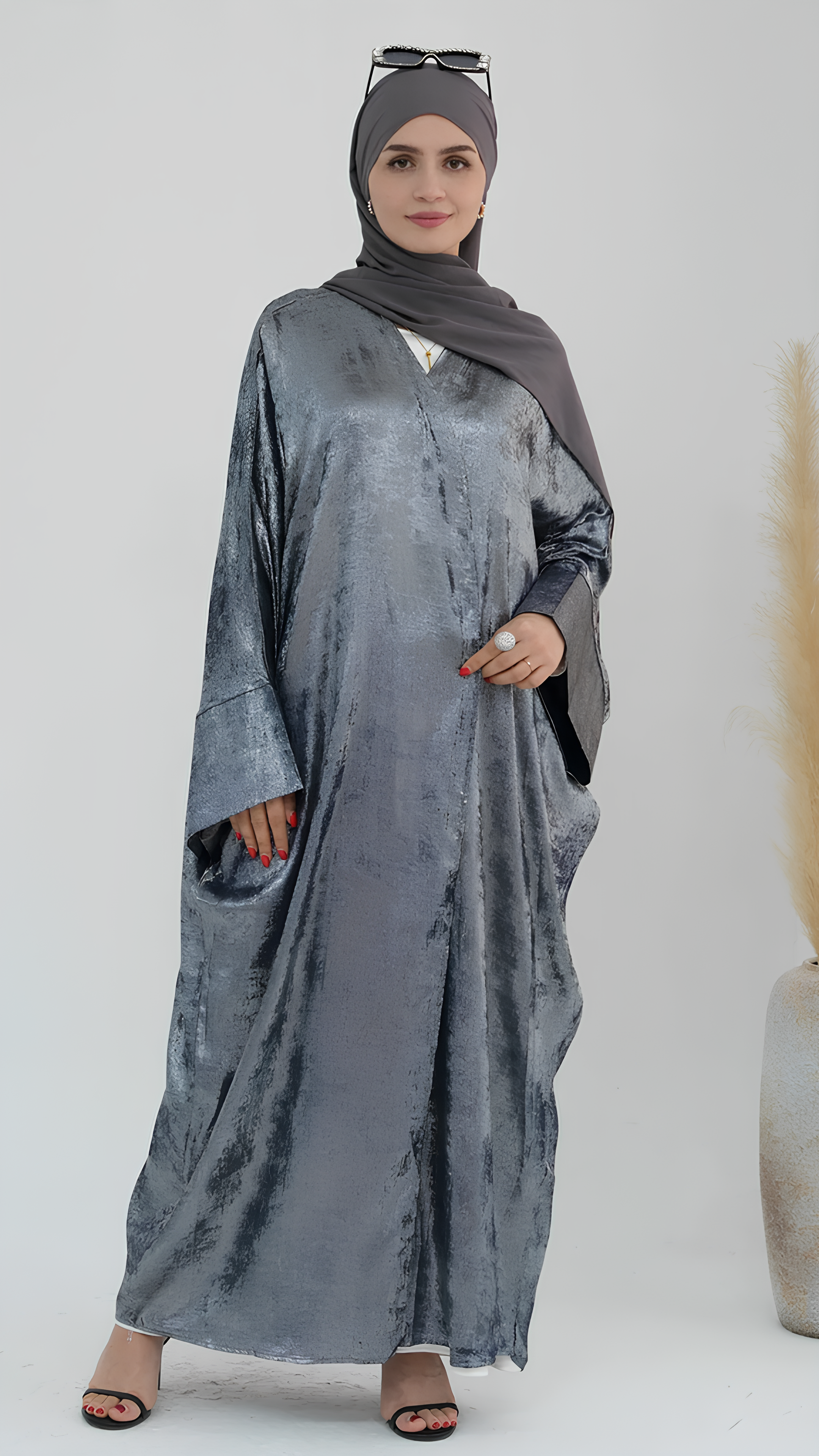 Serene Majesty Abaya