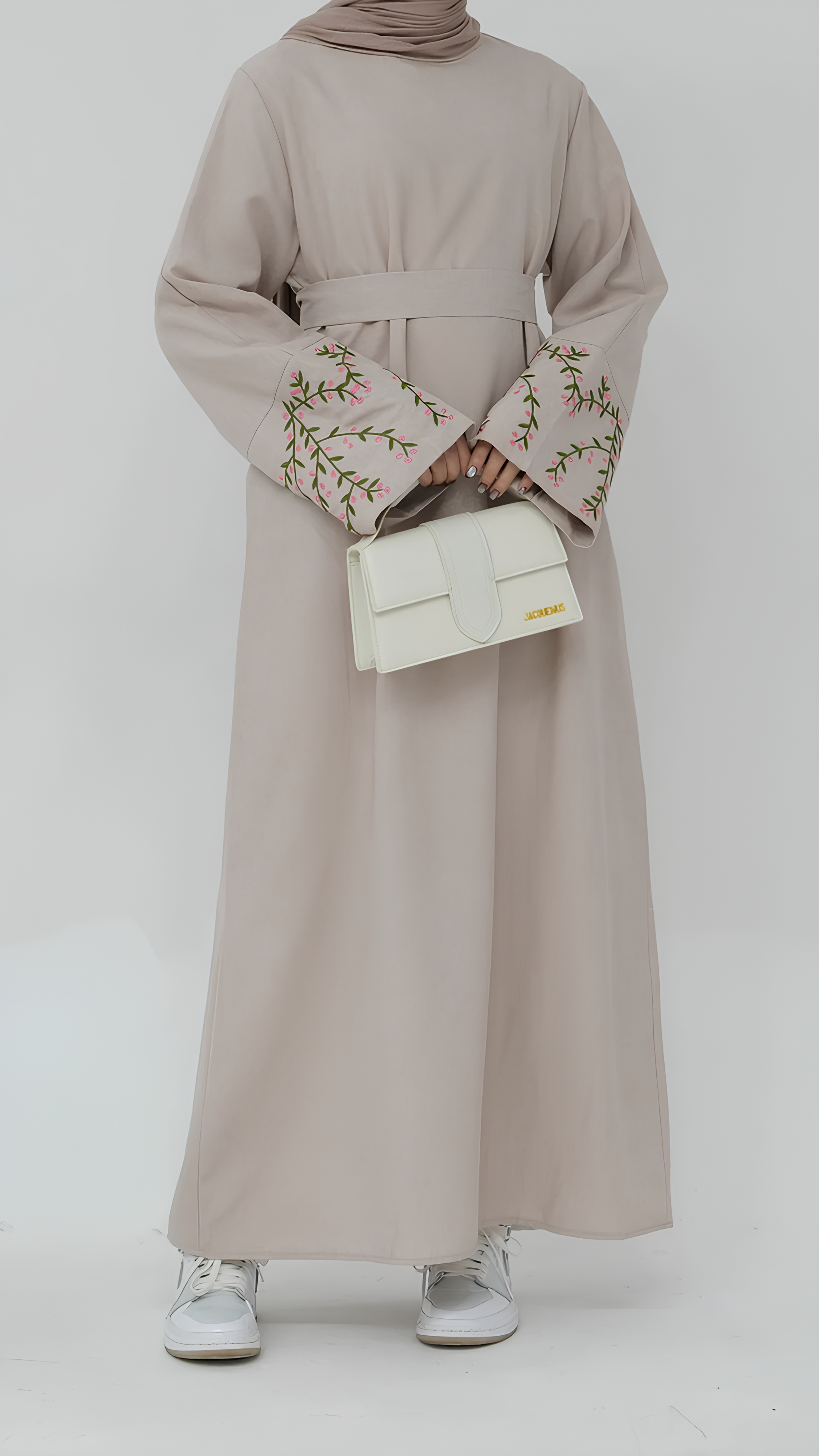 Geschlossene Blumen-Abaya