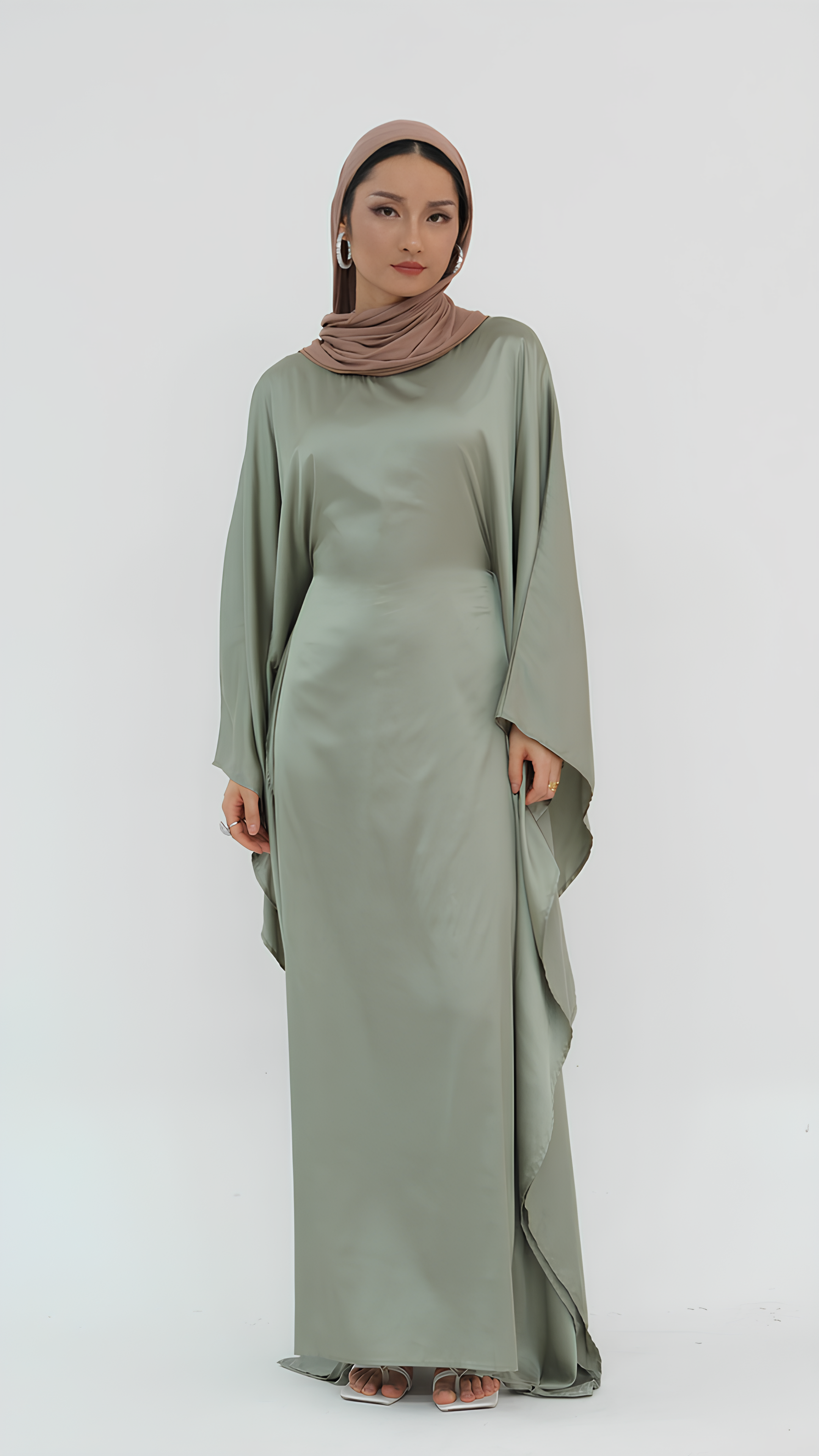 Abaya papillon en satin velours