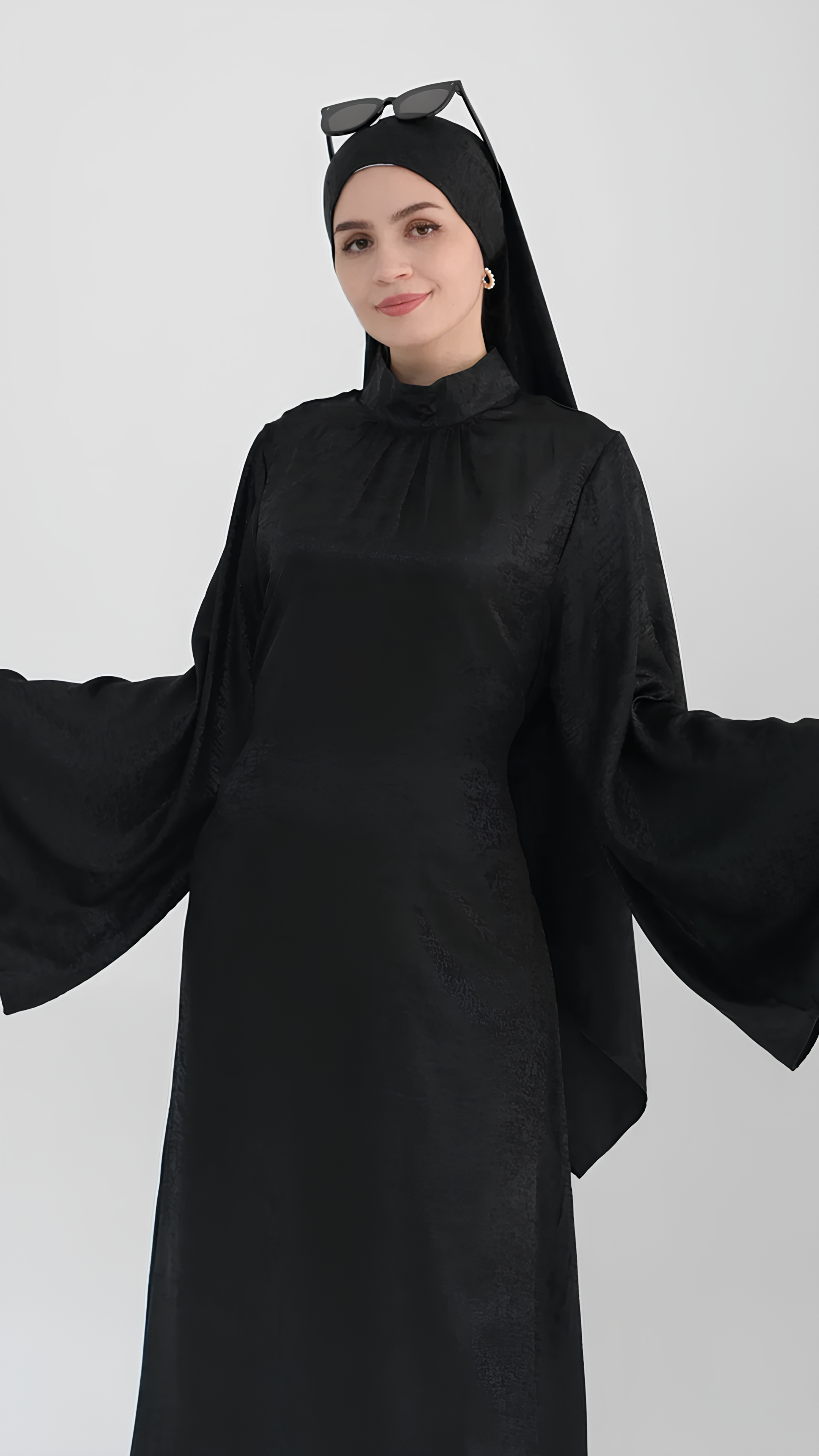 Graceful Aura Abaya