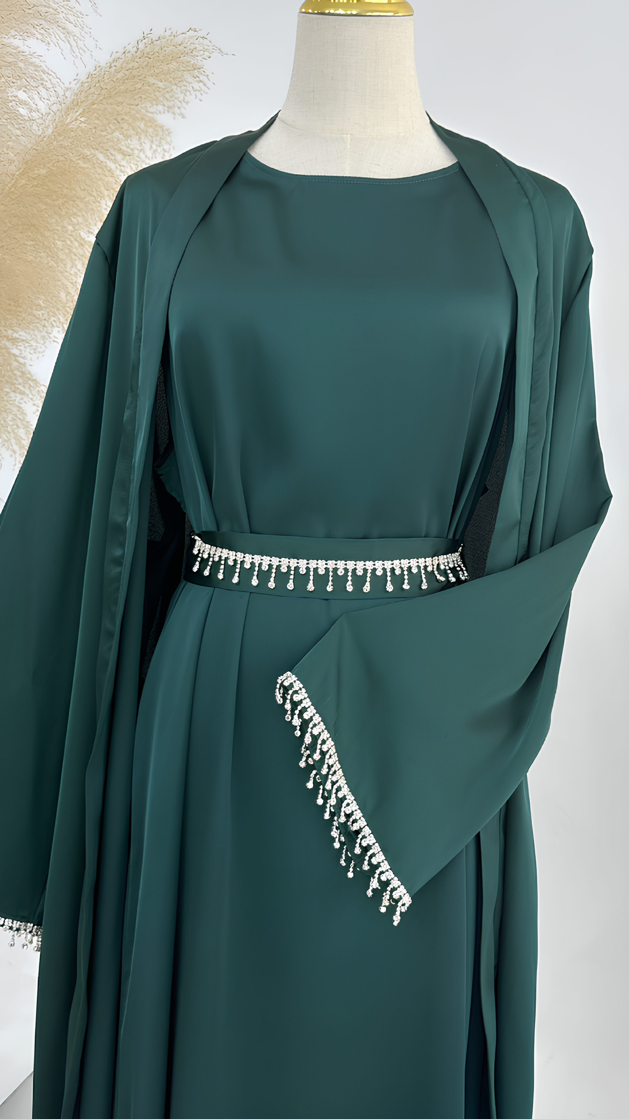 Kimono mit Diamanten, Abaya