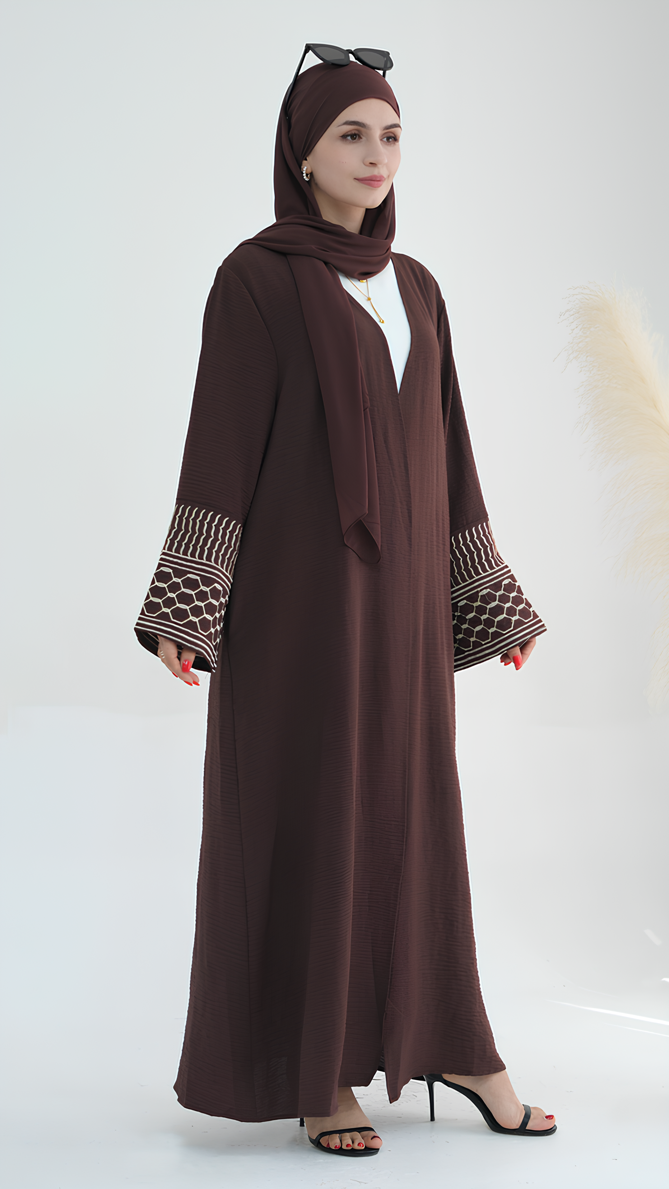 Klassische Keffiyeh-Abaya