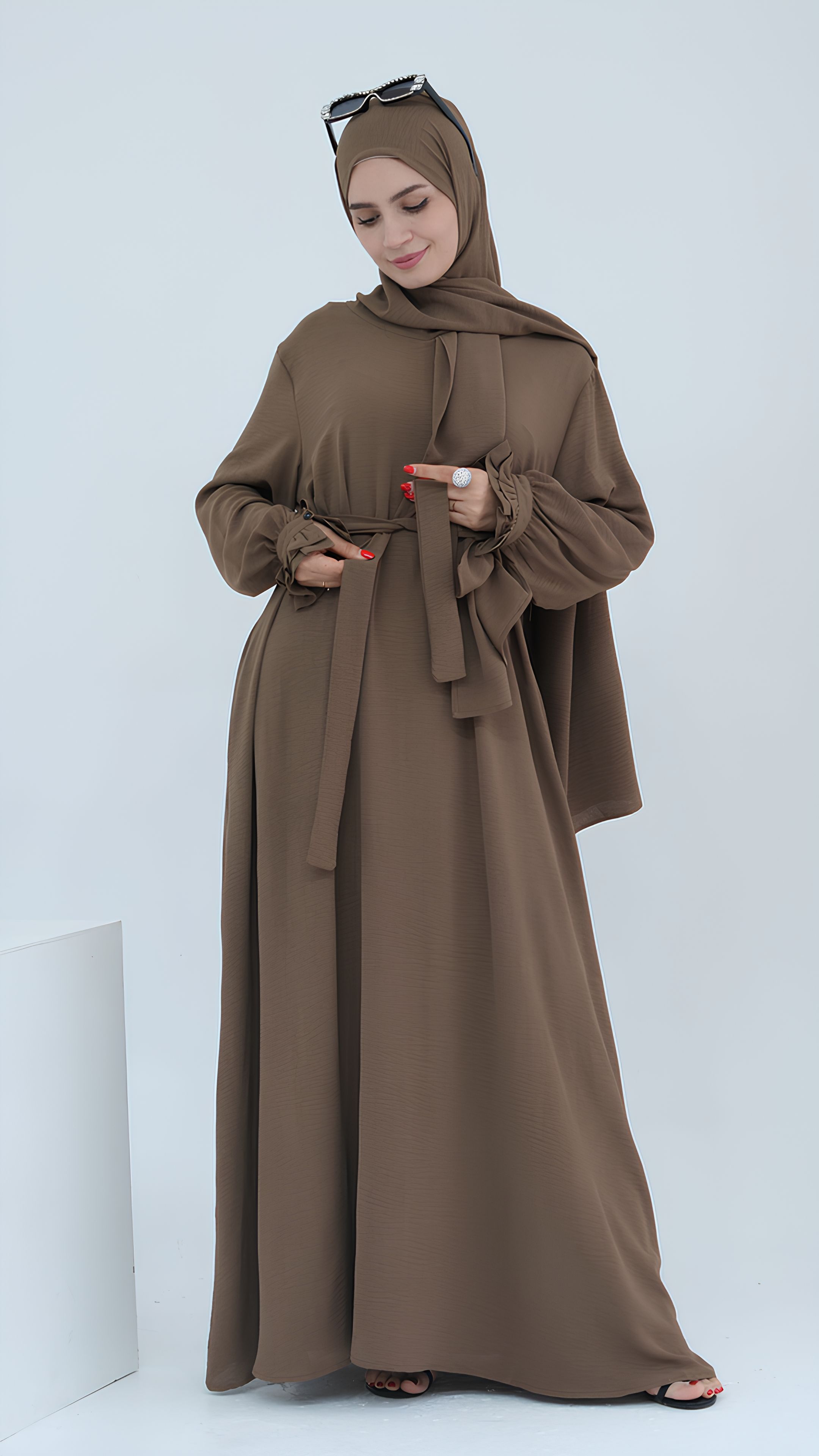 Königlich fließendes Abaya