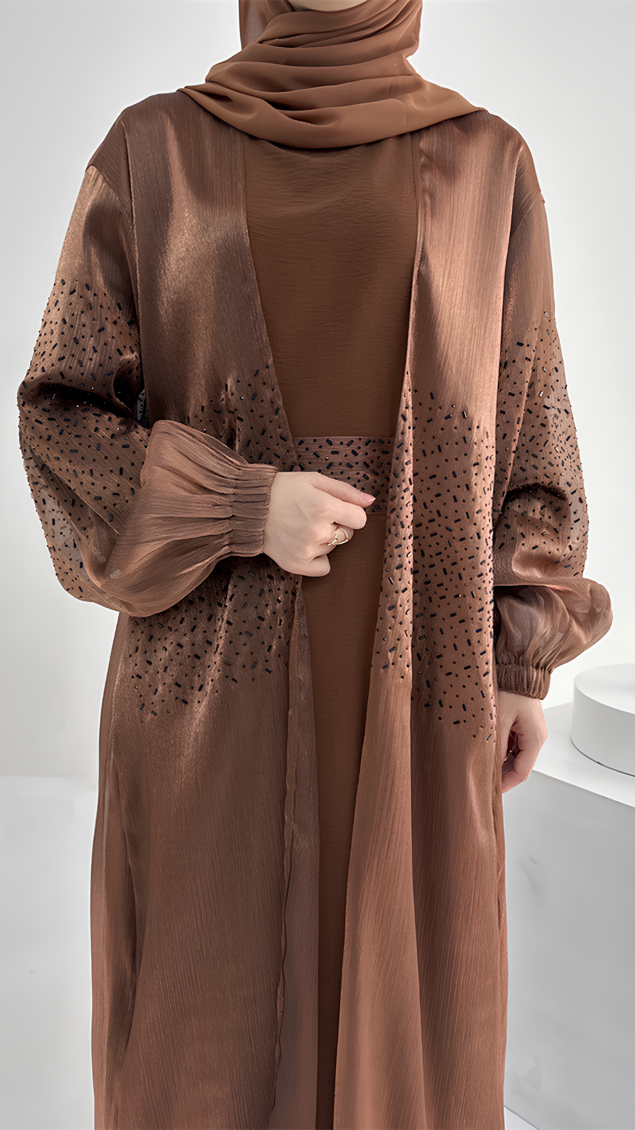 Abaya mit himmlischem Charme