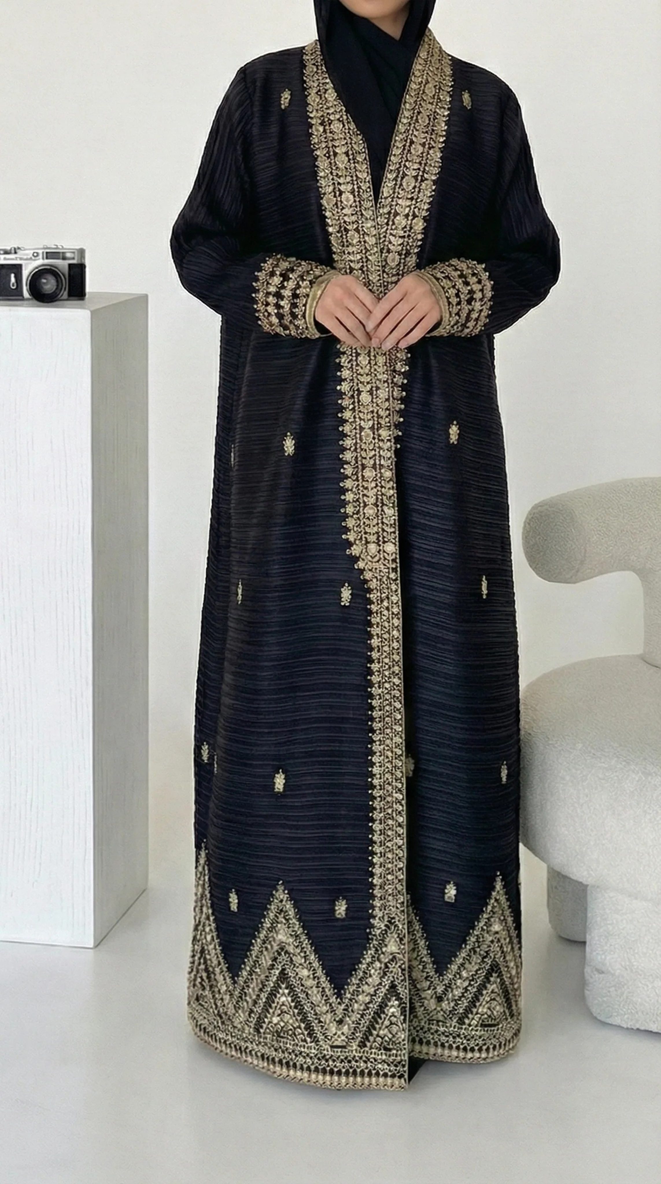 Kiswah Abaya Vogue