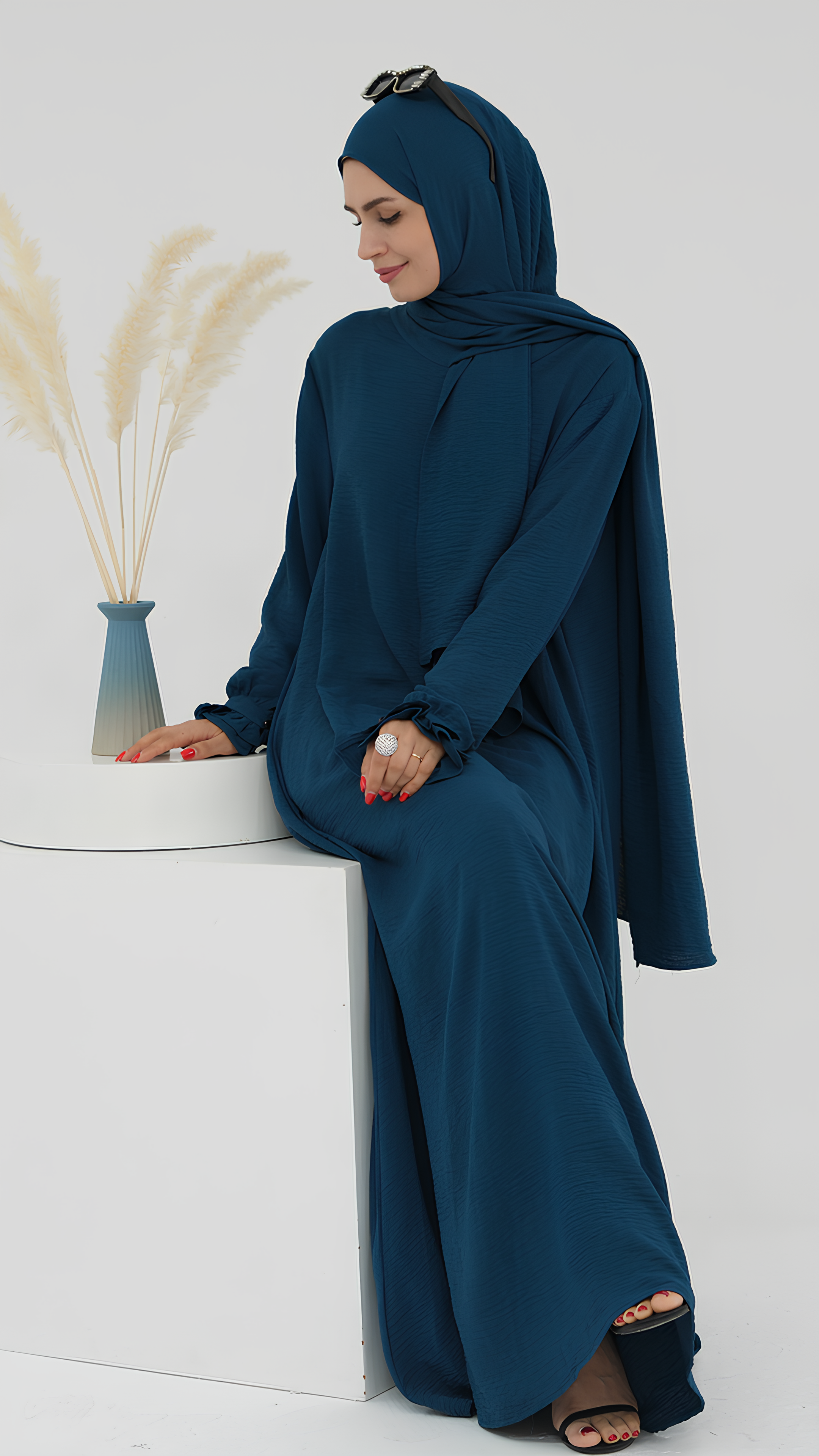 Regal Flow Abaya