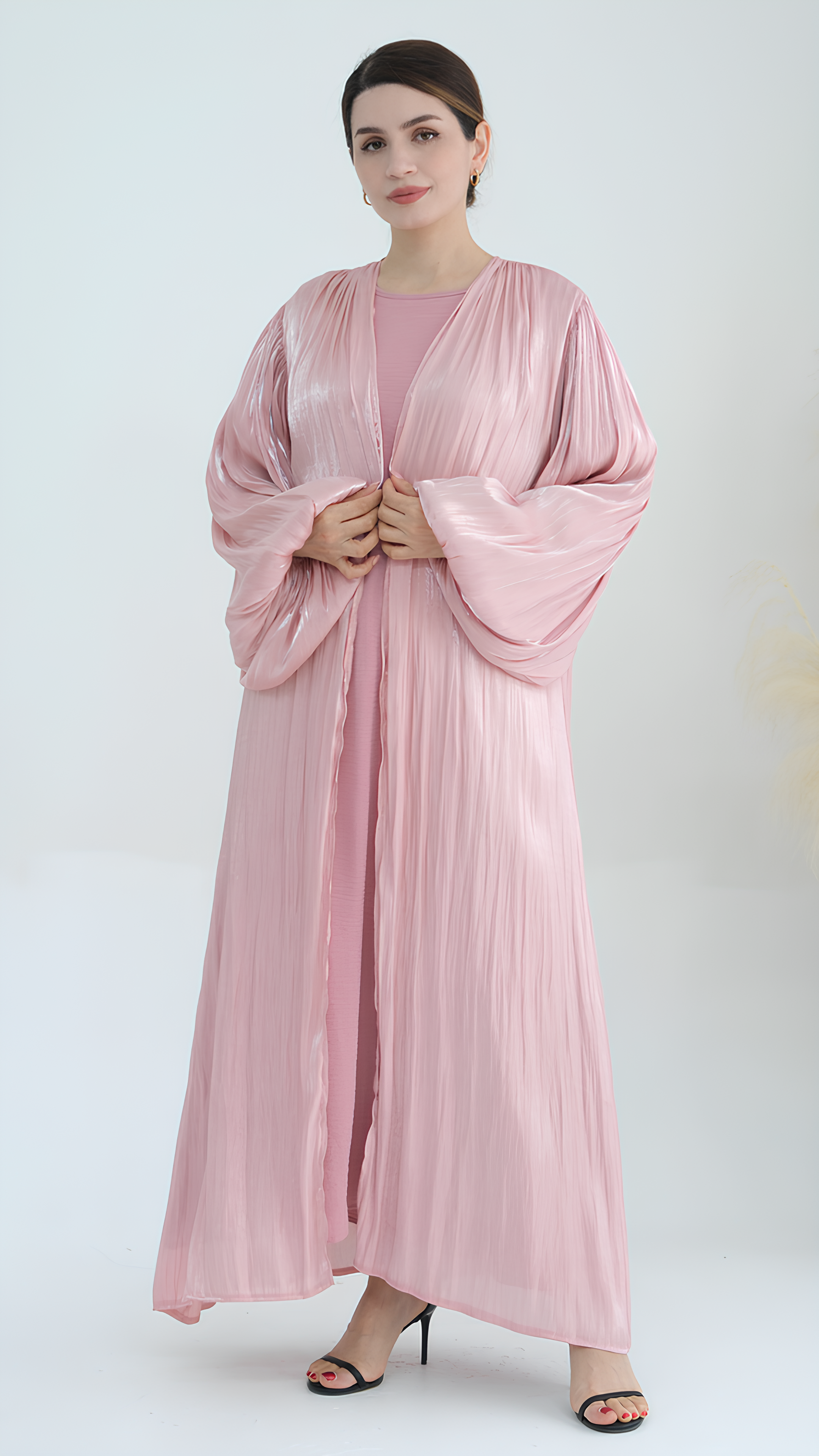 Majestätisches Schimmer-Abaya