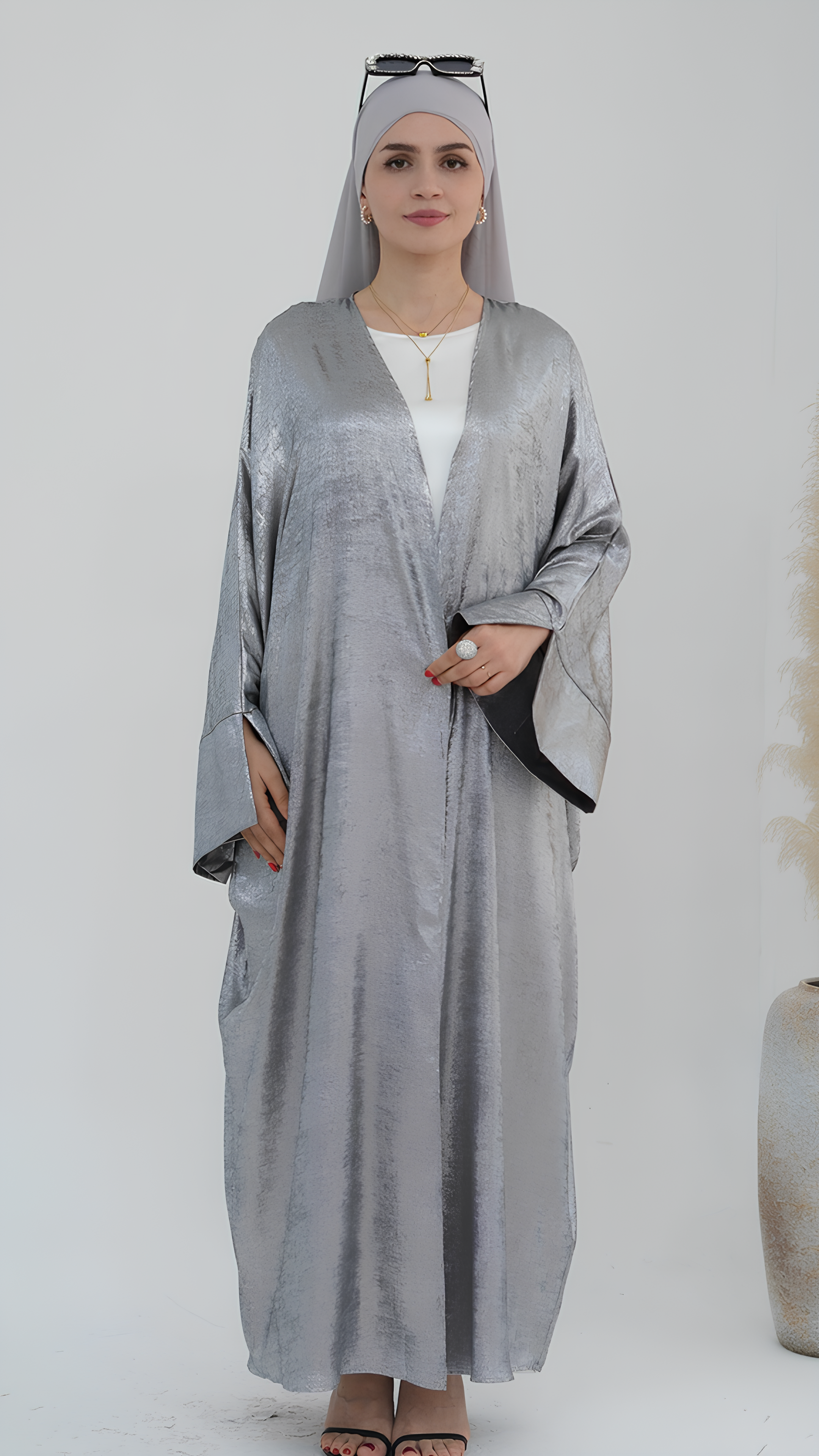 Abaya à l'éclat serein