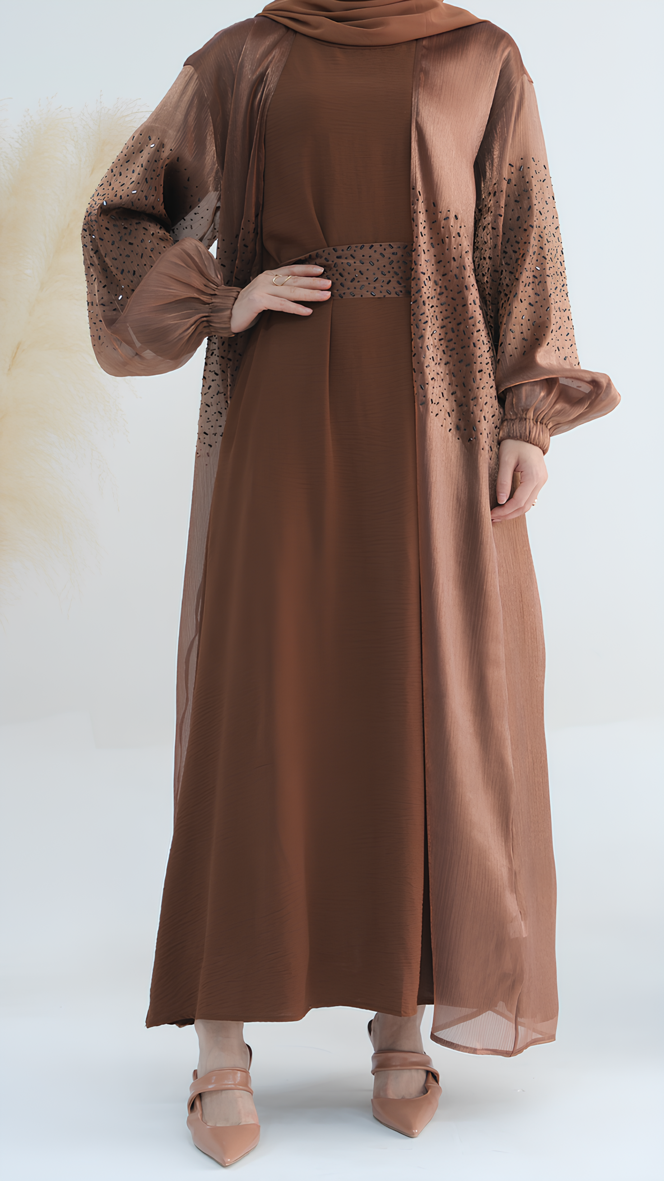 Abaya mit himmlischem Charme