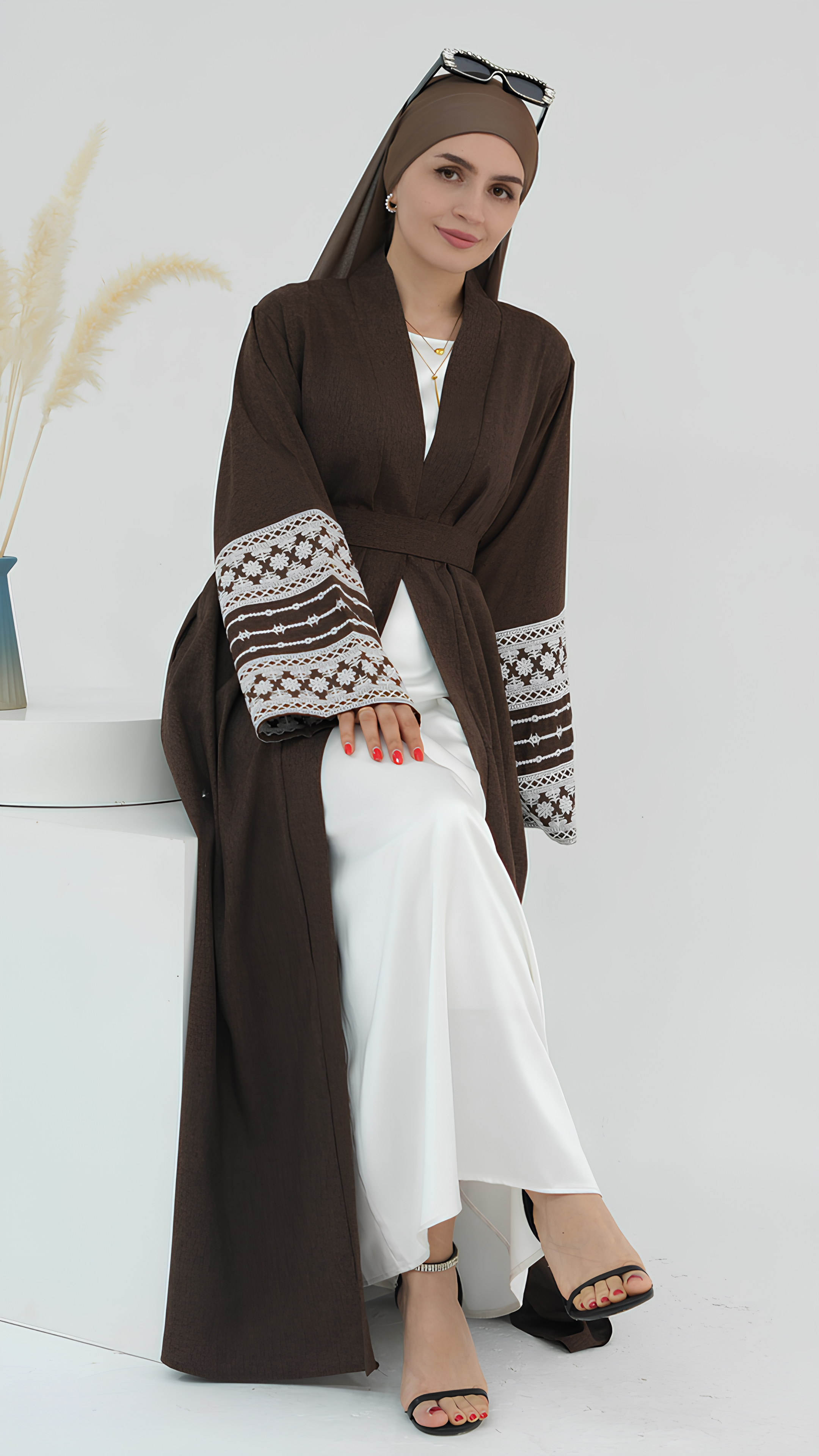 Elegant Open Abaya