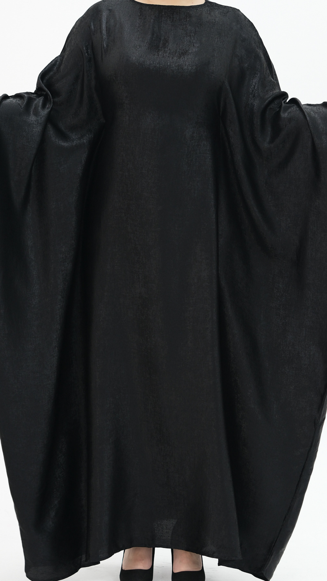 Abaya mit metallischem Schmetterling