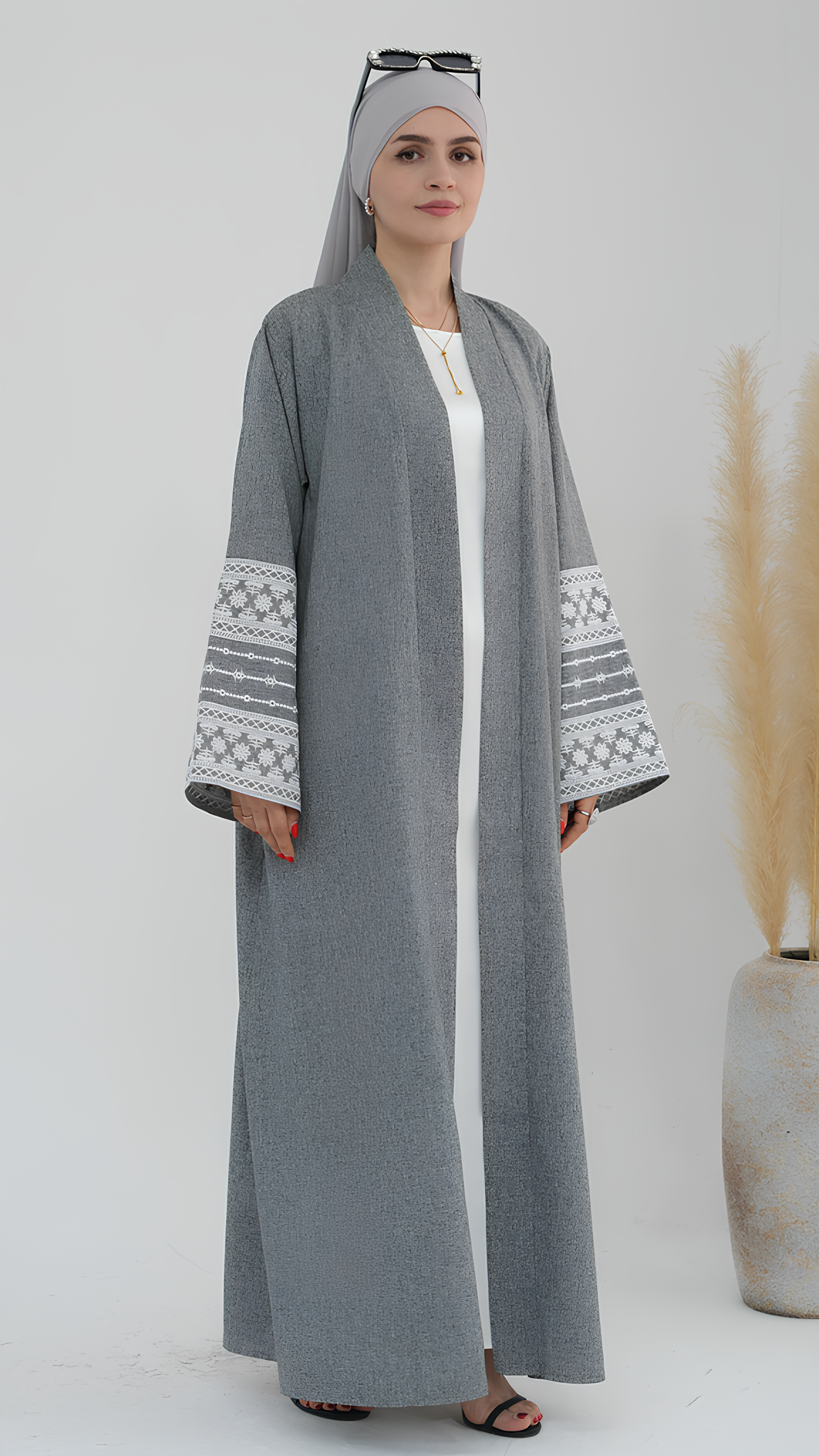 Elegant Open Abaya