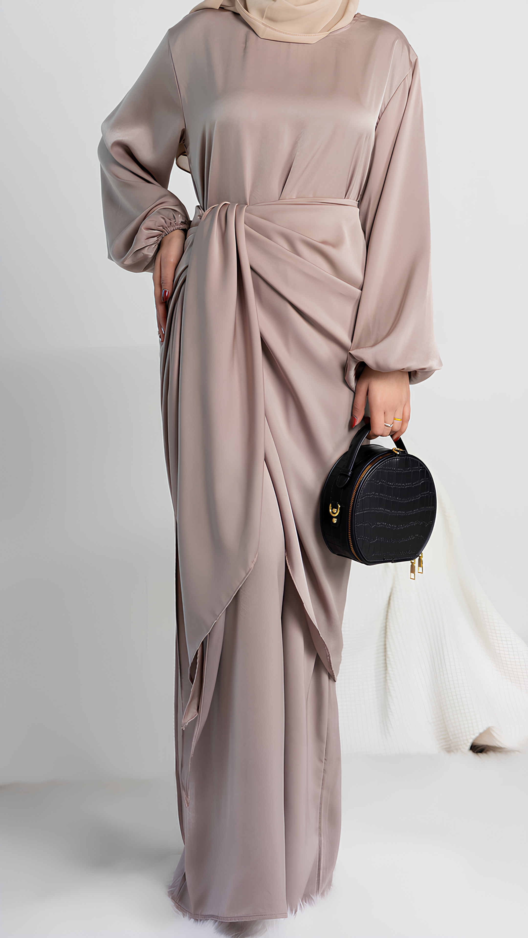 Luminous Pearl Abaya