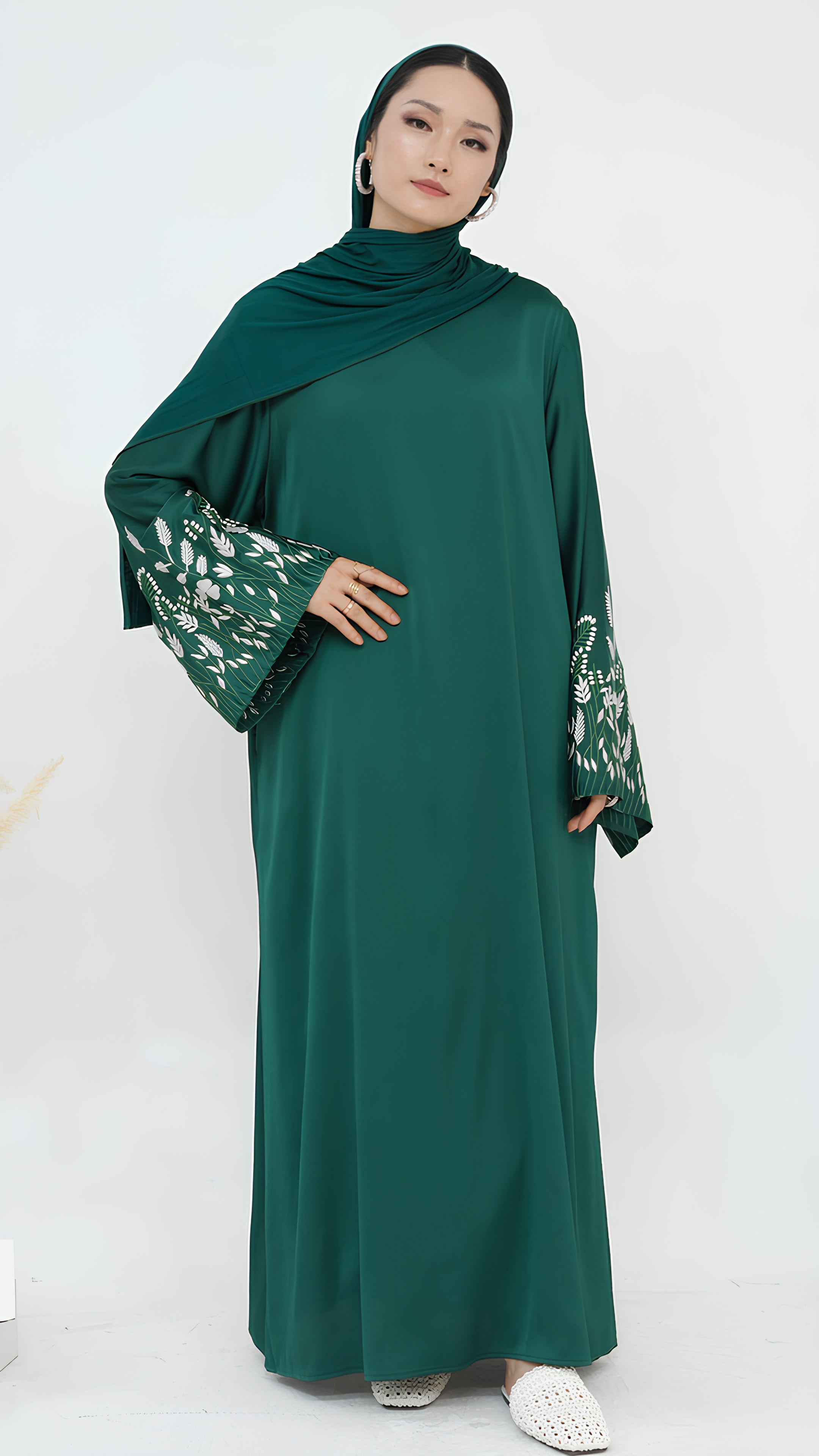 Sable Elegance Abaya