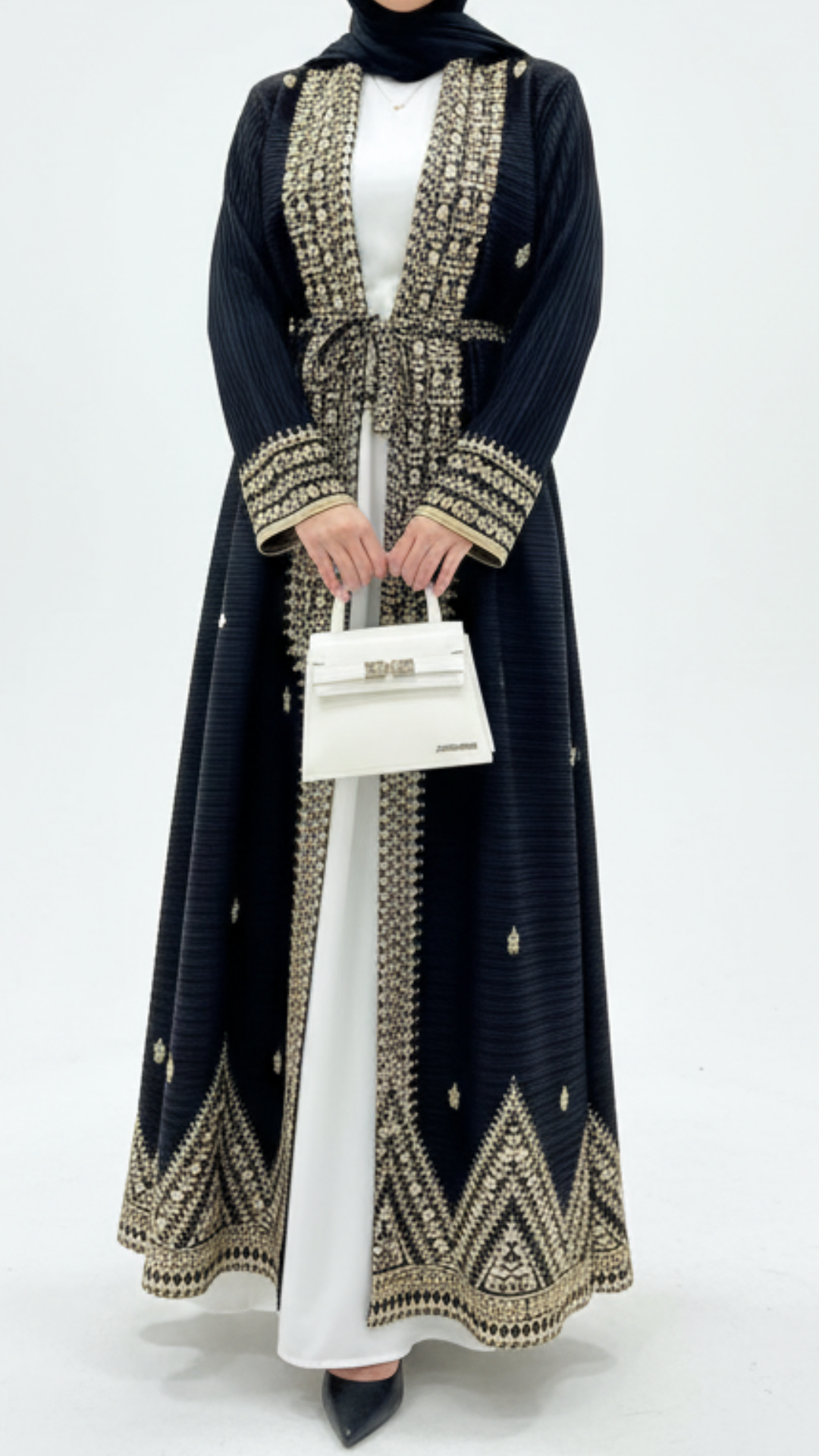 Kiswah Abaya Vogue