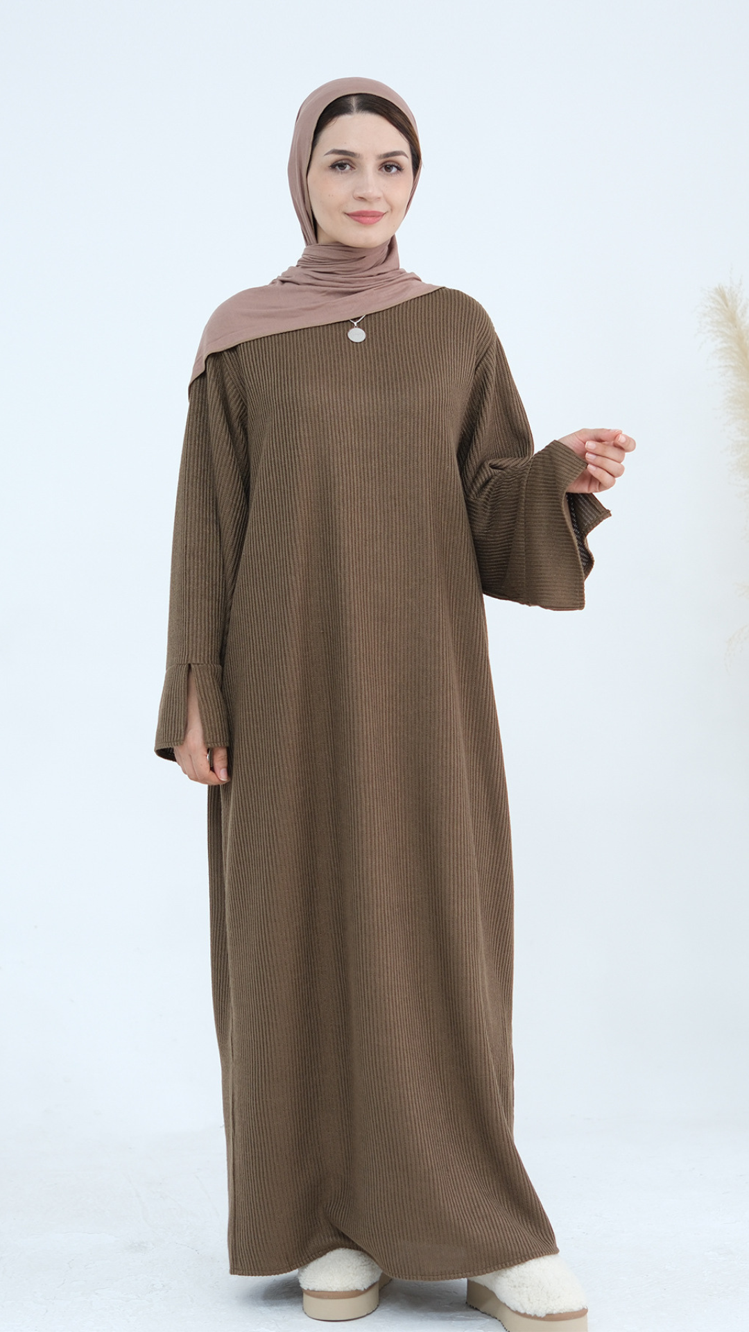 Cord-Abaya