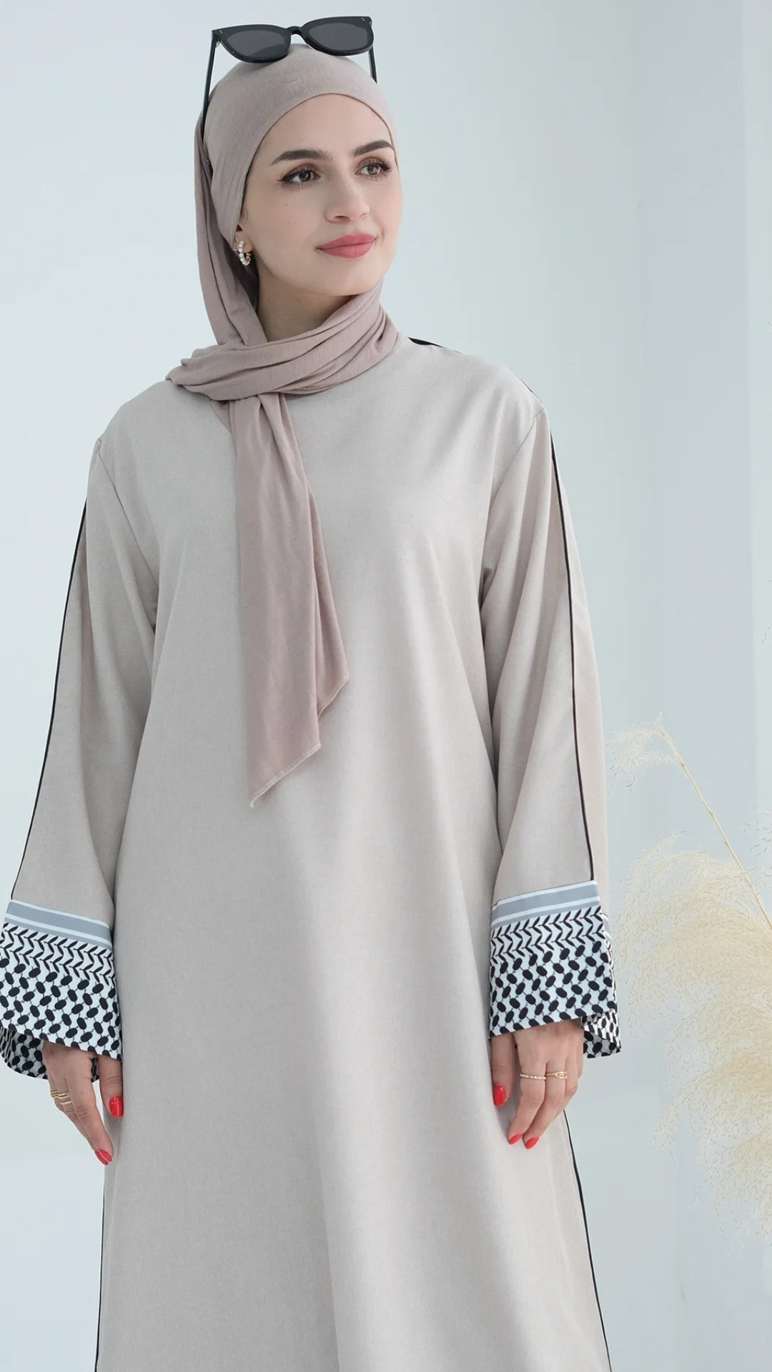 Closed Keffiyeh Abaya