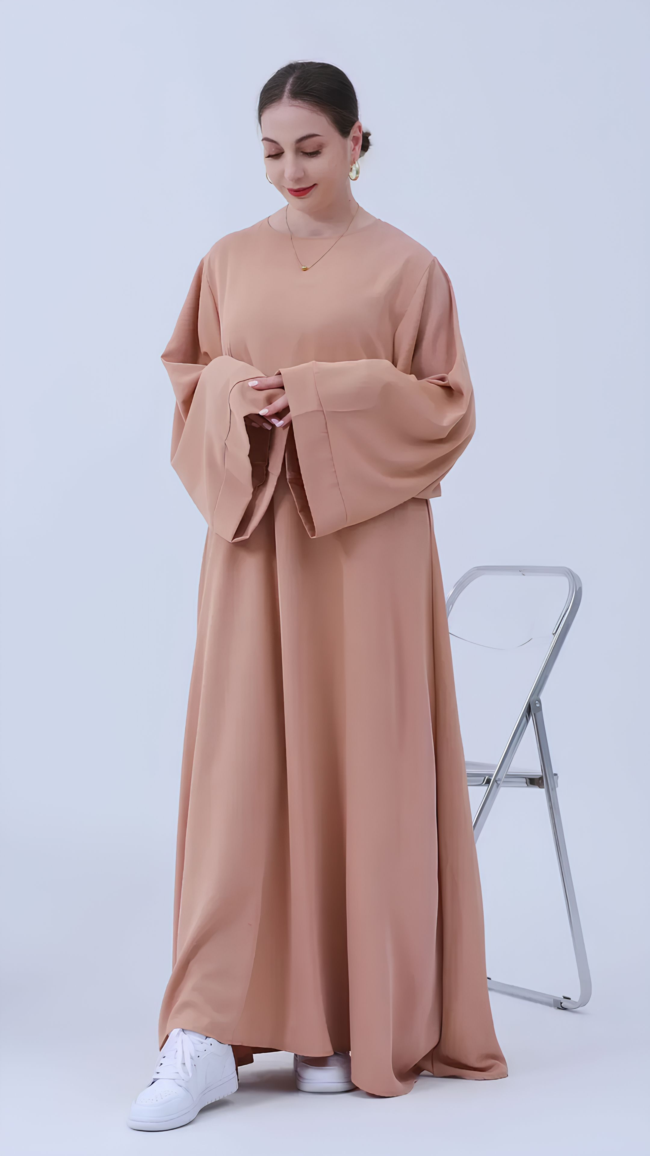 Abaya fermée élégante