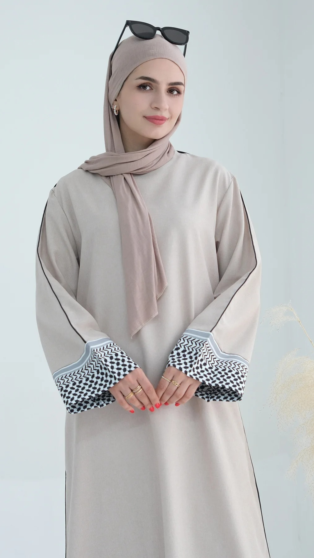 Closed Keffiyeh Abaya