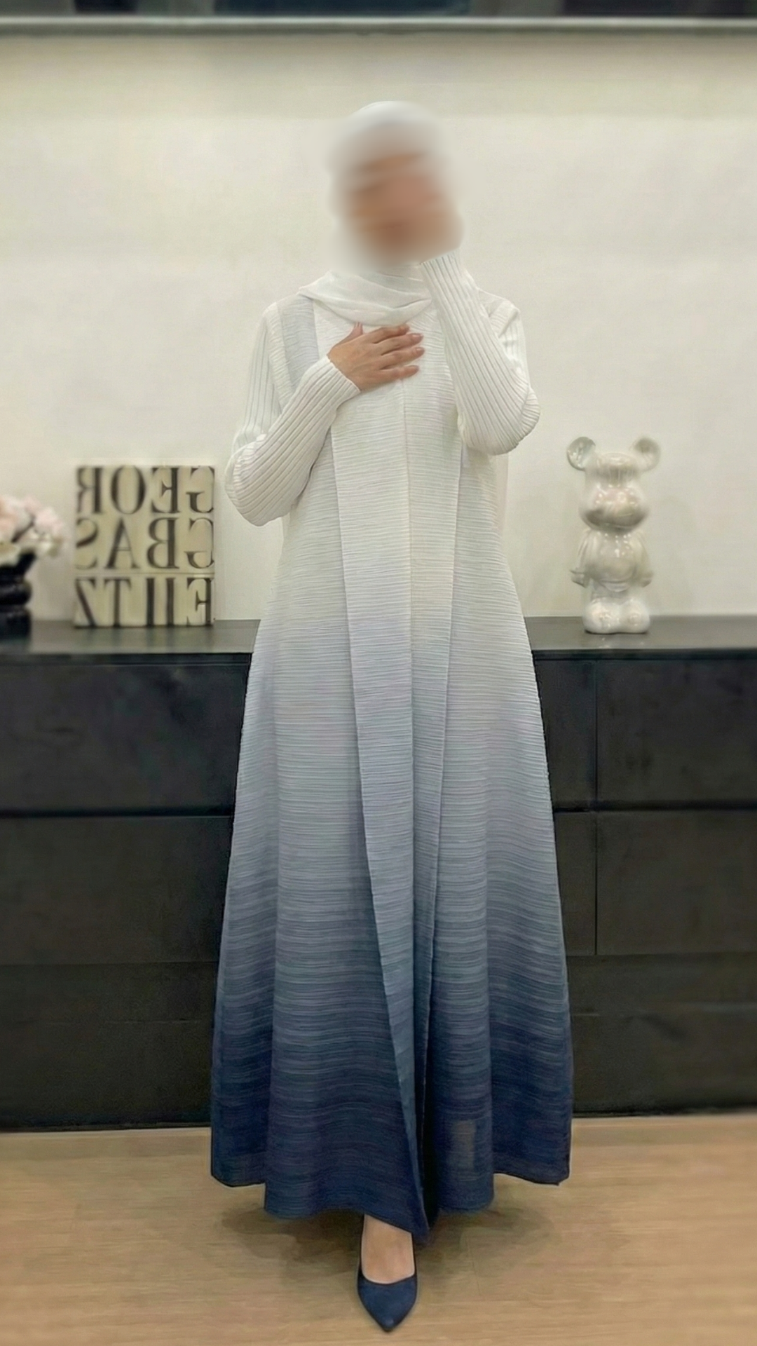 Aura Pleated Abaya